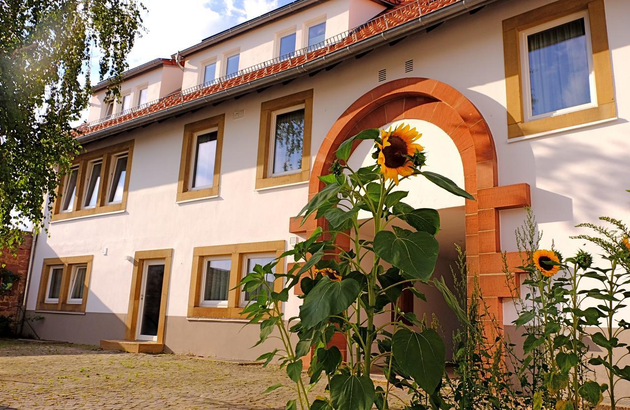 Well-Being Gastehaus Stauf Hotel Eisenberg  Bagian luar foto